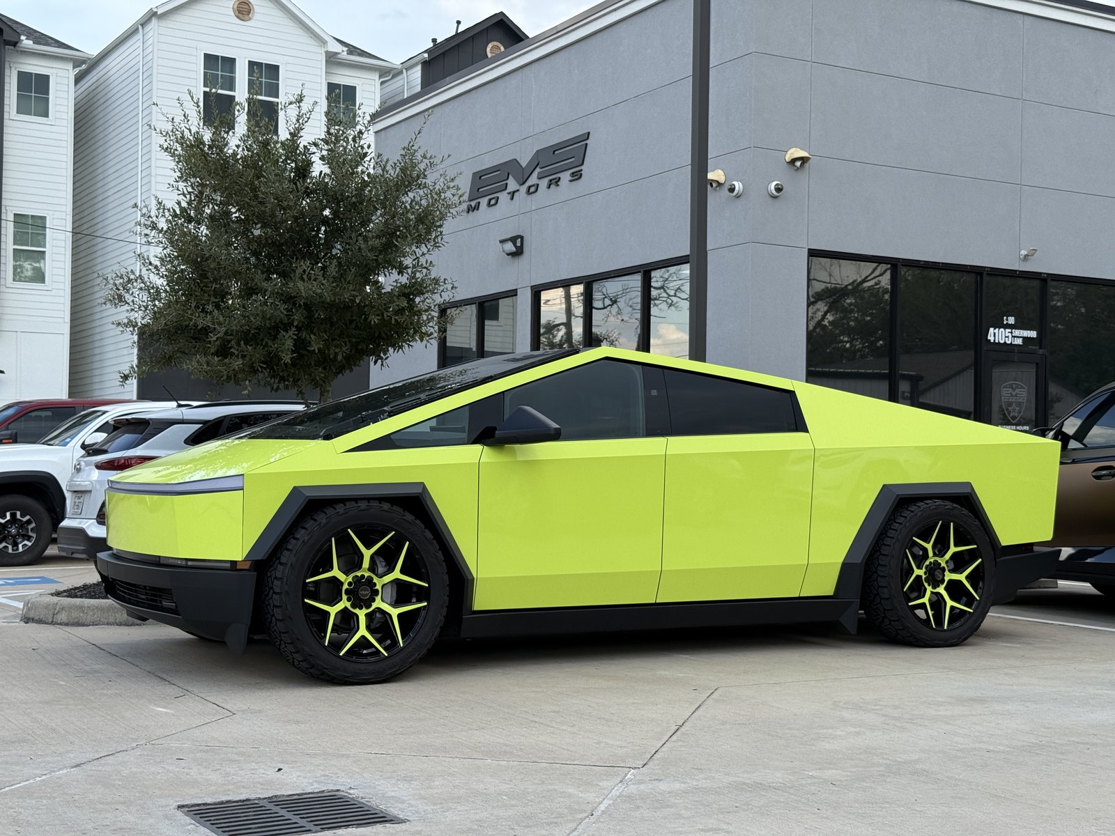 Neon lime Cybertruck at EVS 4105